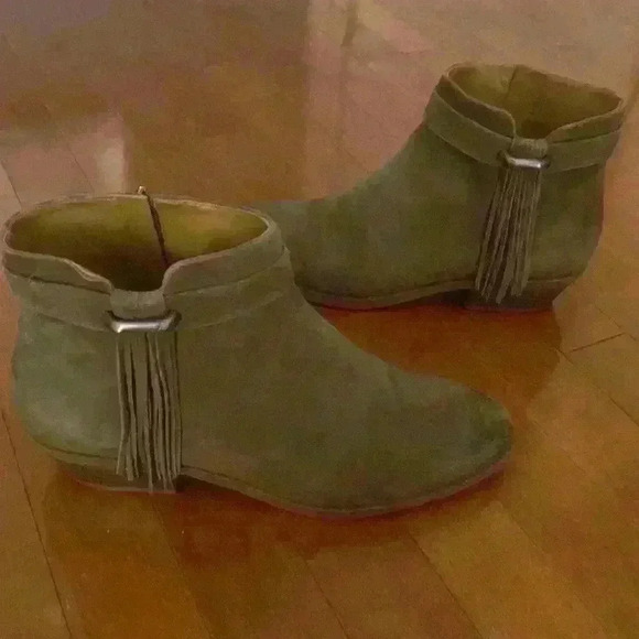 Nine West Willito Taupe Leather Tassel Ankle Bootie - Picture 2 of 11